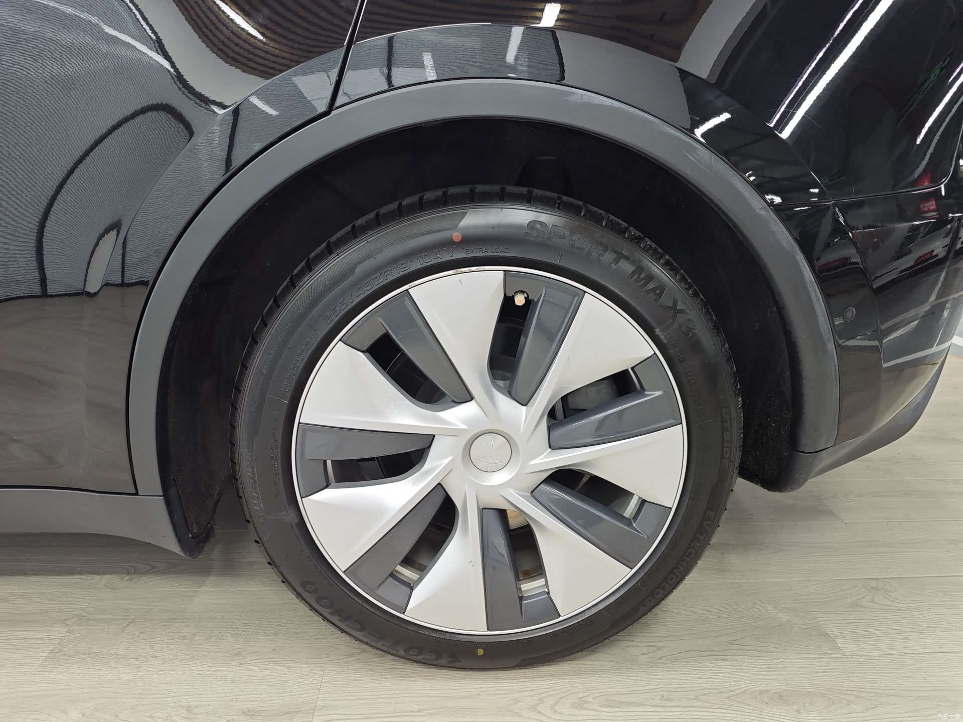Tesla Model Y, 2021 50