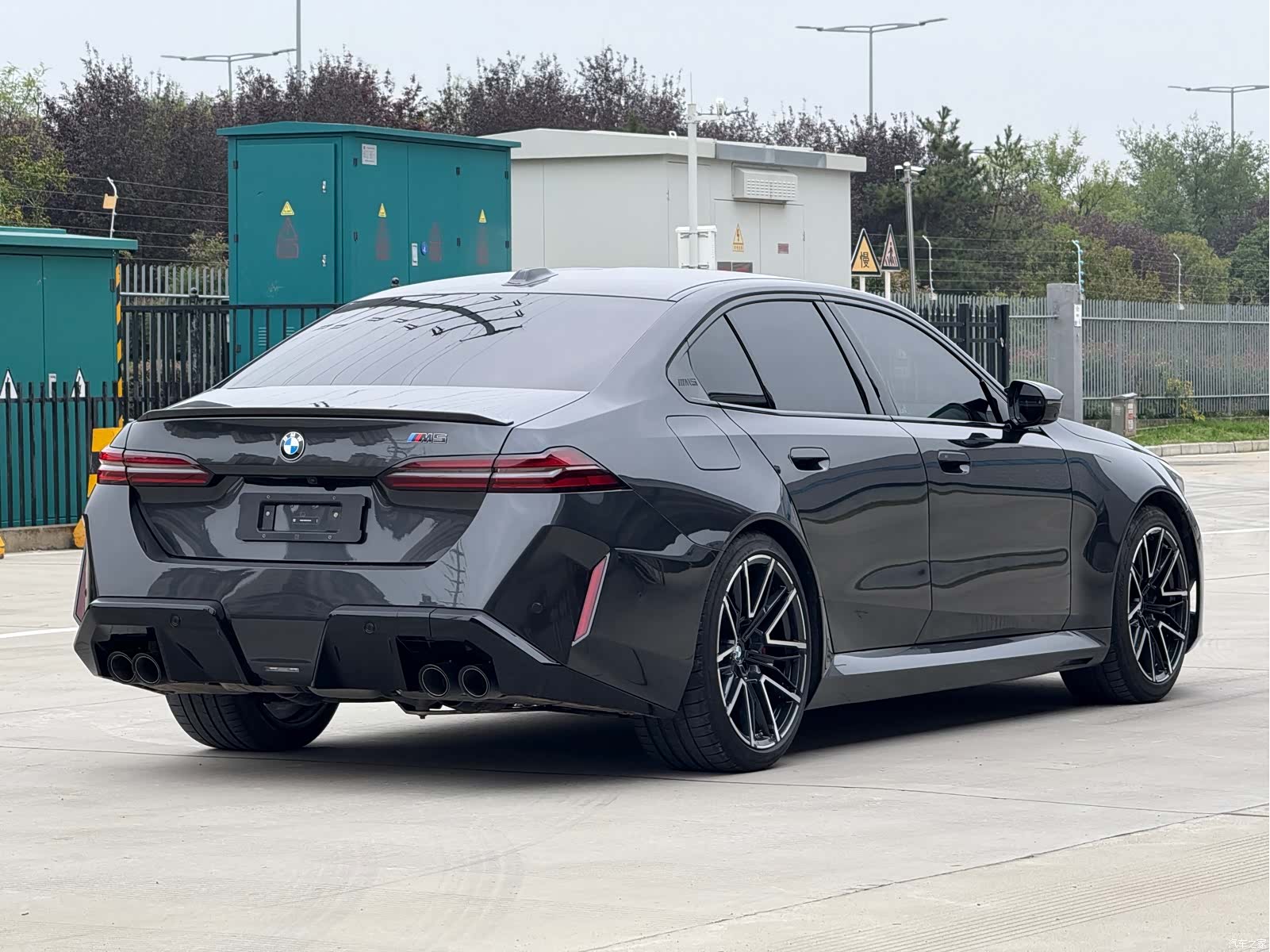 BMW M5, 2025 6