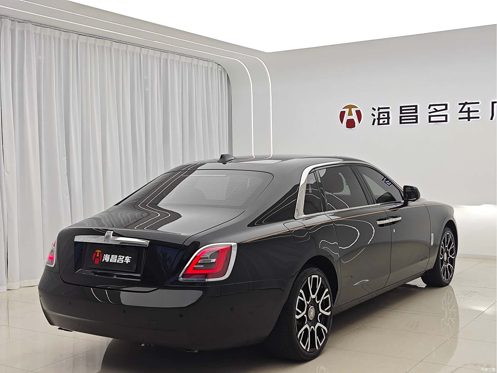 Rolls-Royce Ghost, 2021 9