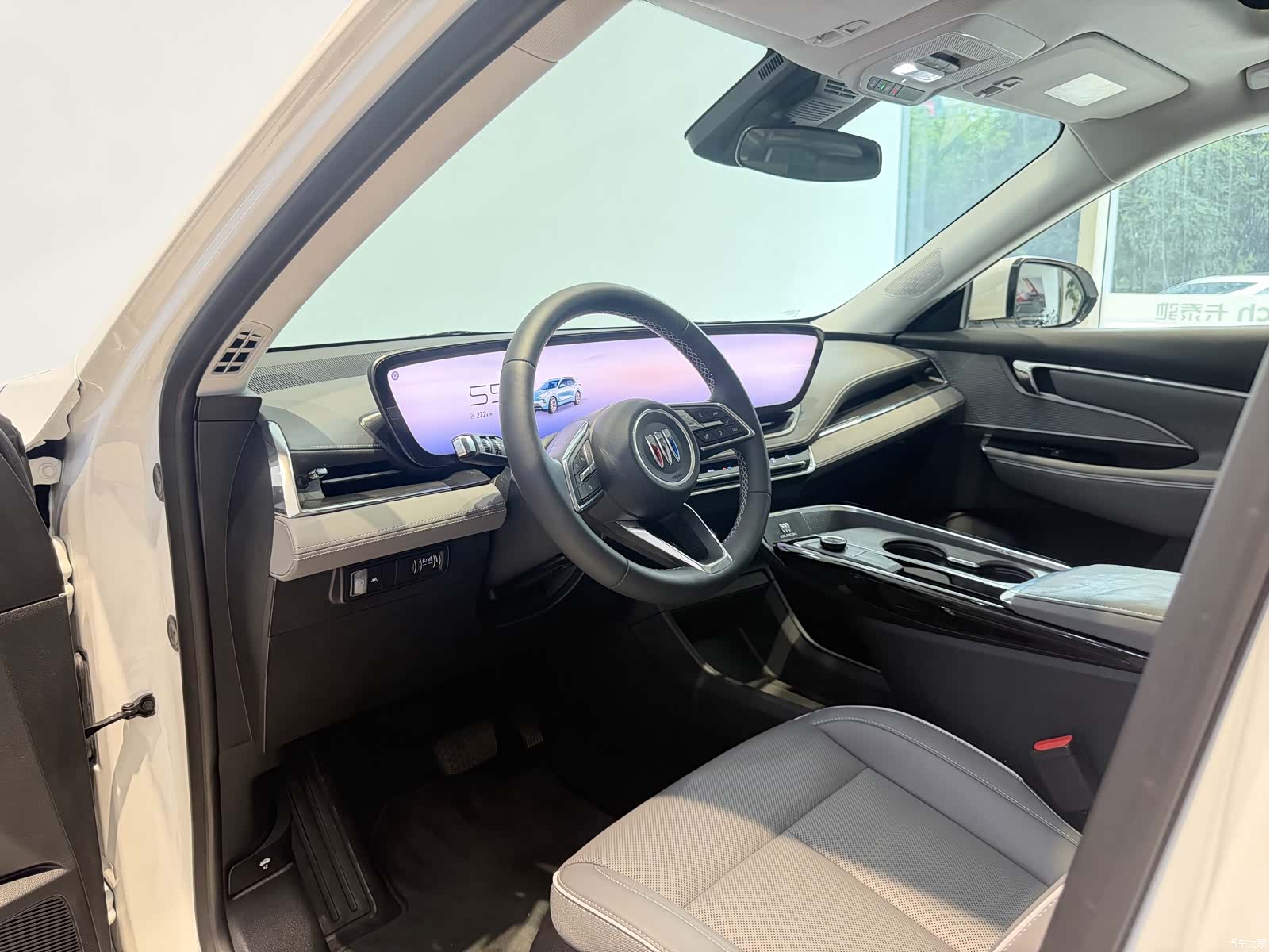 Buick E5, 2025 4