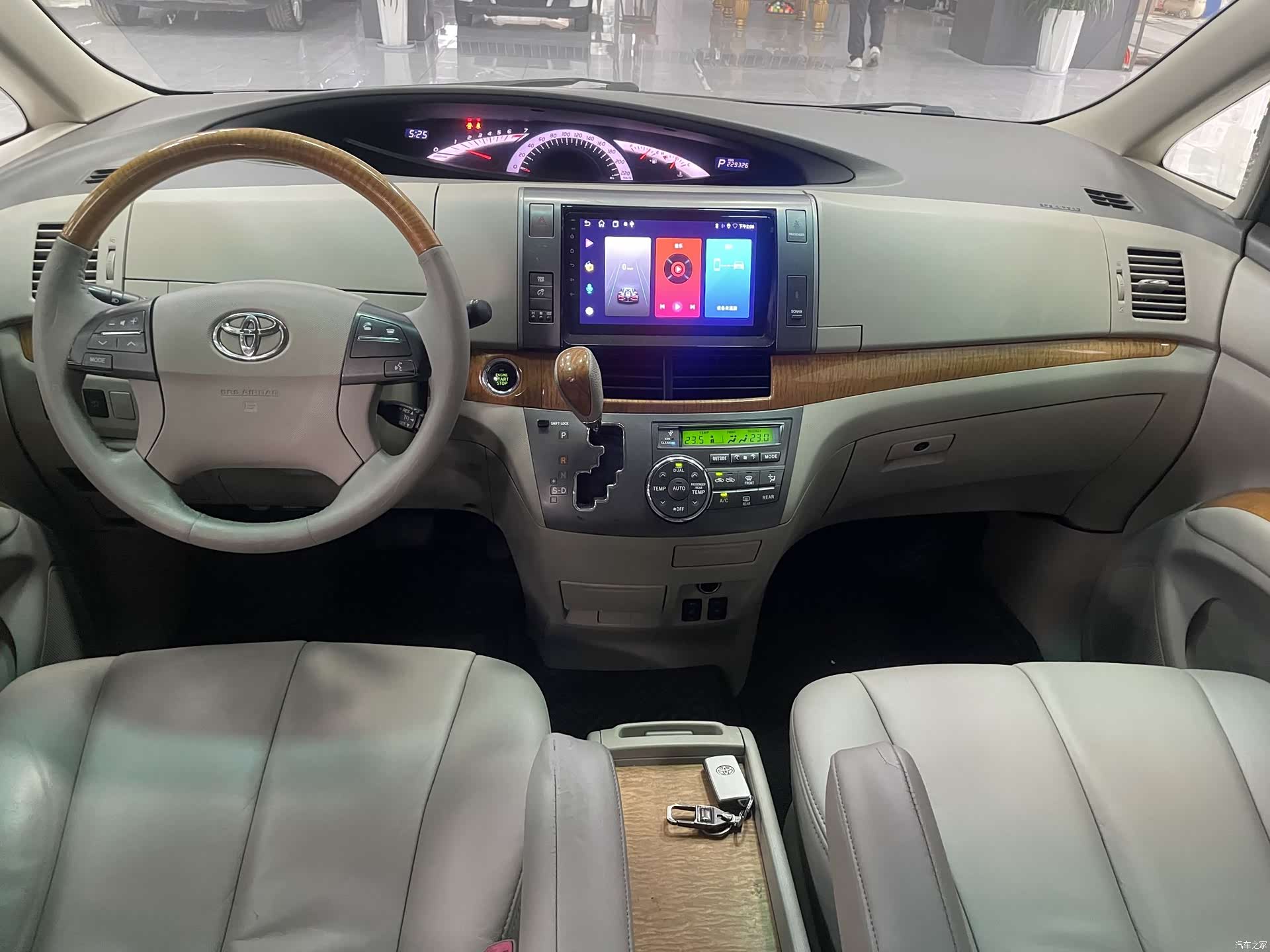 Toyota 7, 2011 10