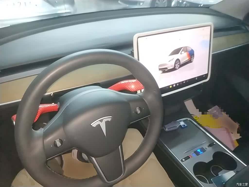 Tesla Model Y, 2023 10
