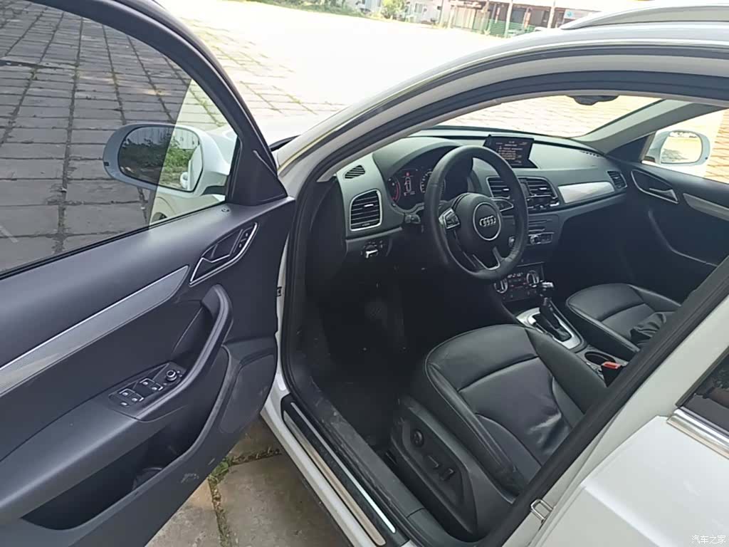 Audi Q3, 2014 16