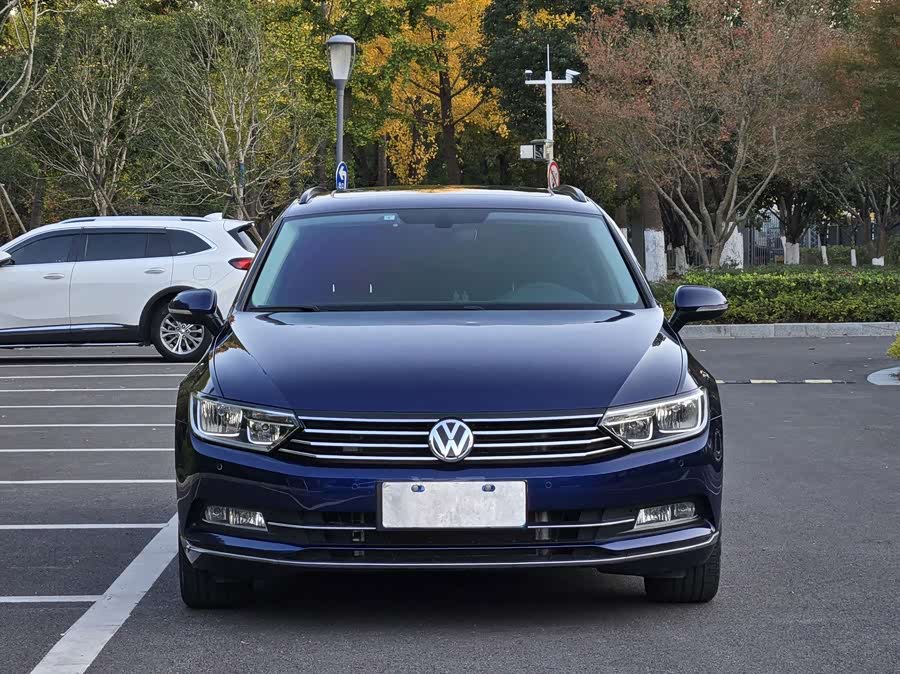Volkswagen Passat 2019, фото 2