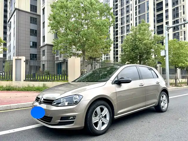 Volkswagen Golf 2017 — купить из Китая под заказ
