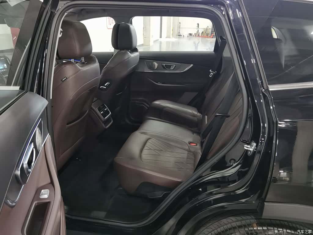 Chery Tiggo 8, 2024 15