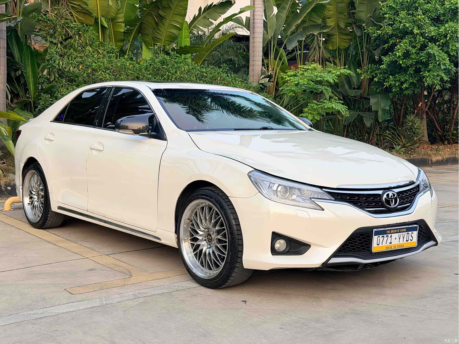 Toyota 2.5V, 2016 3