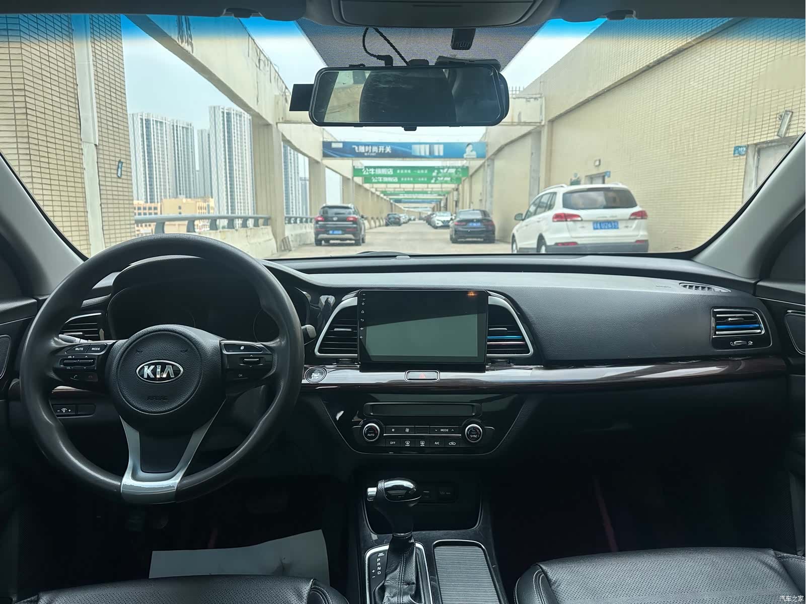 Kia K4, 2015 12