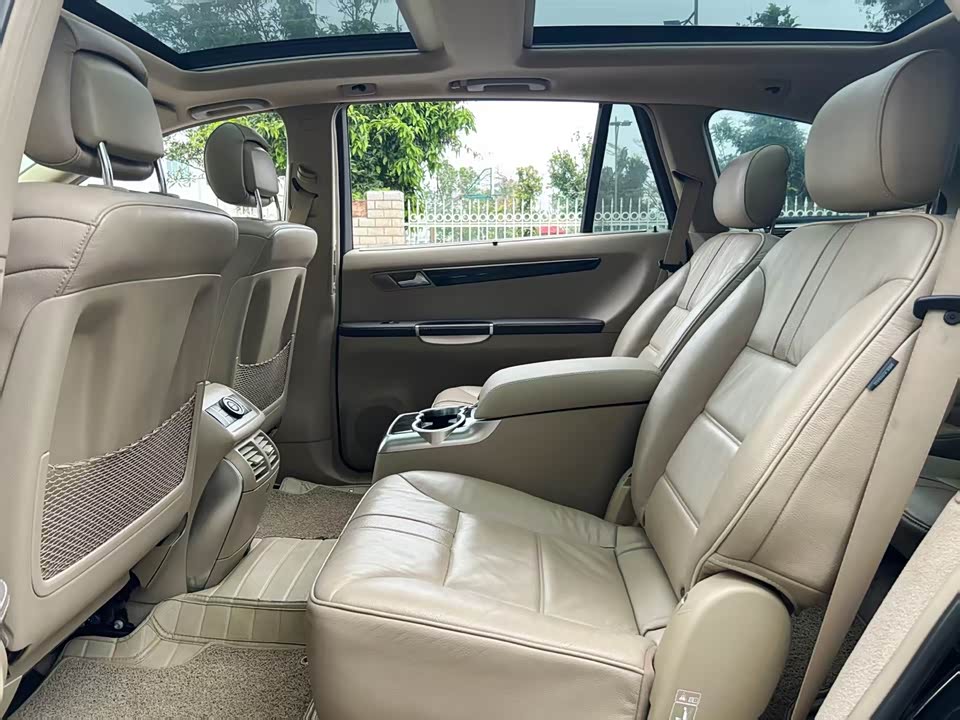 Mercedes-Benz R-class