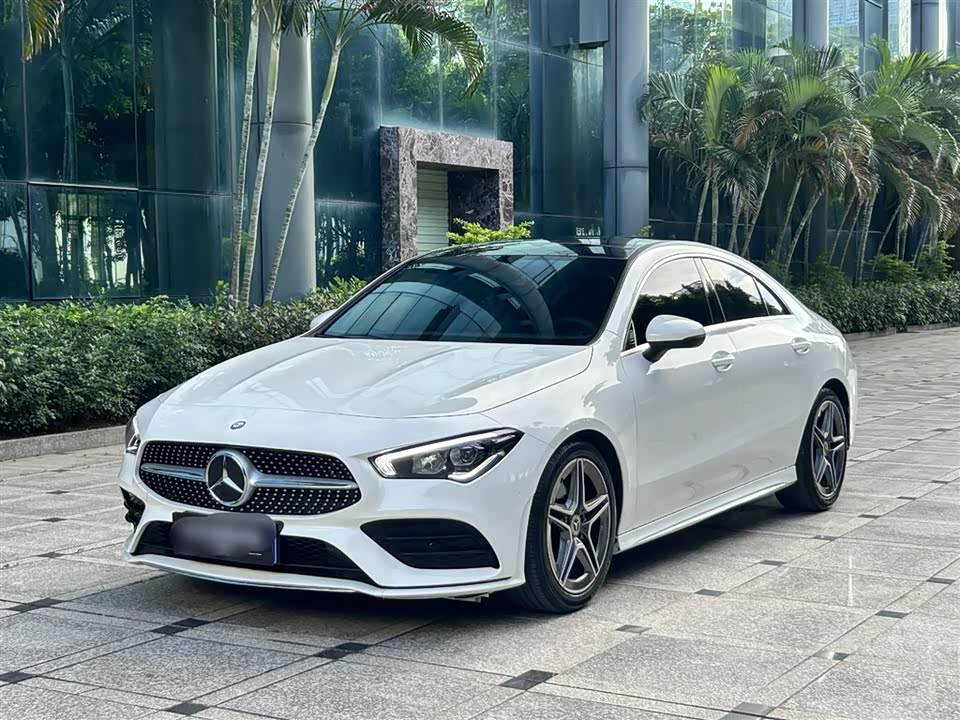 Mercedes-Benz CLA
