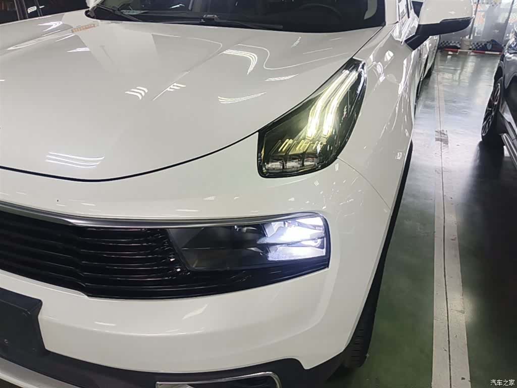 Lynk & Co 01, 2020 24