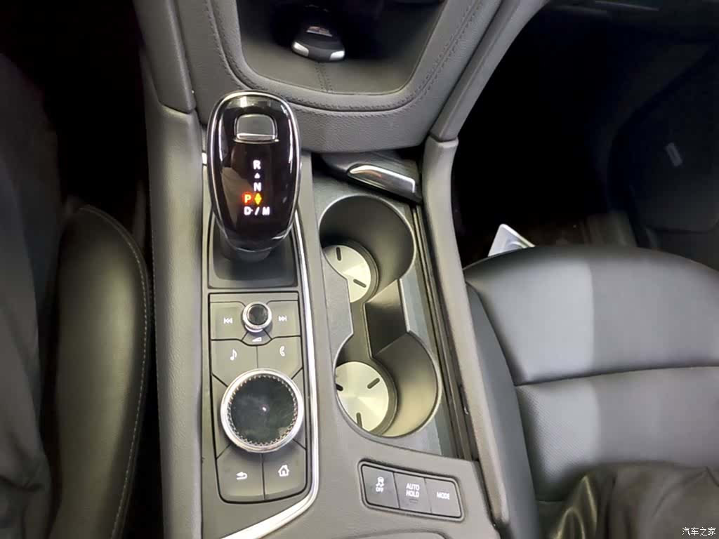 Cadillac XT6, 2021 14