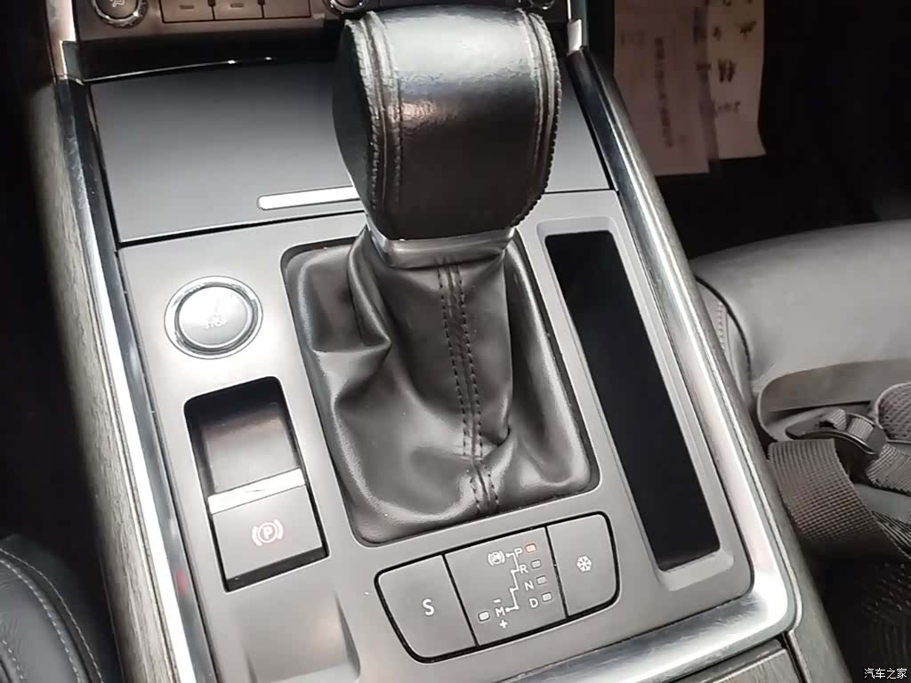 Citroen C6, 2019 14