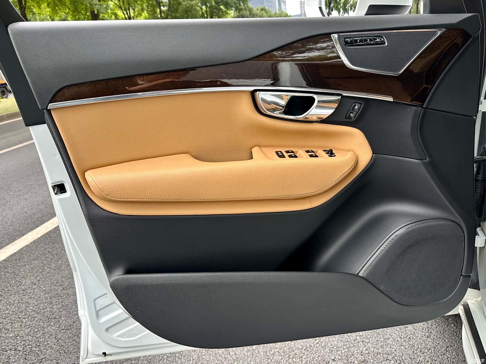 Volvo XC90, 2016 12