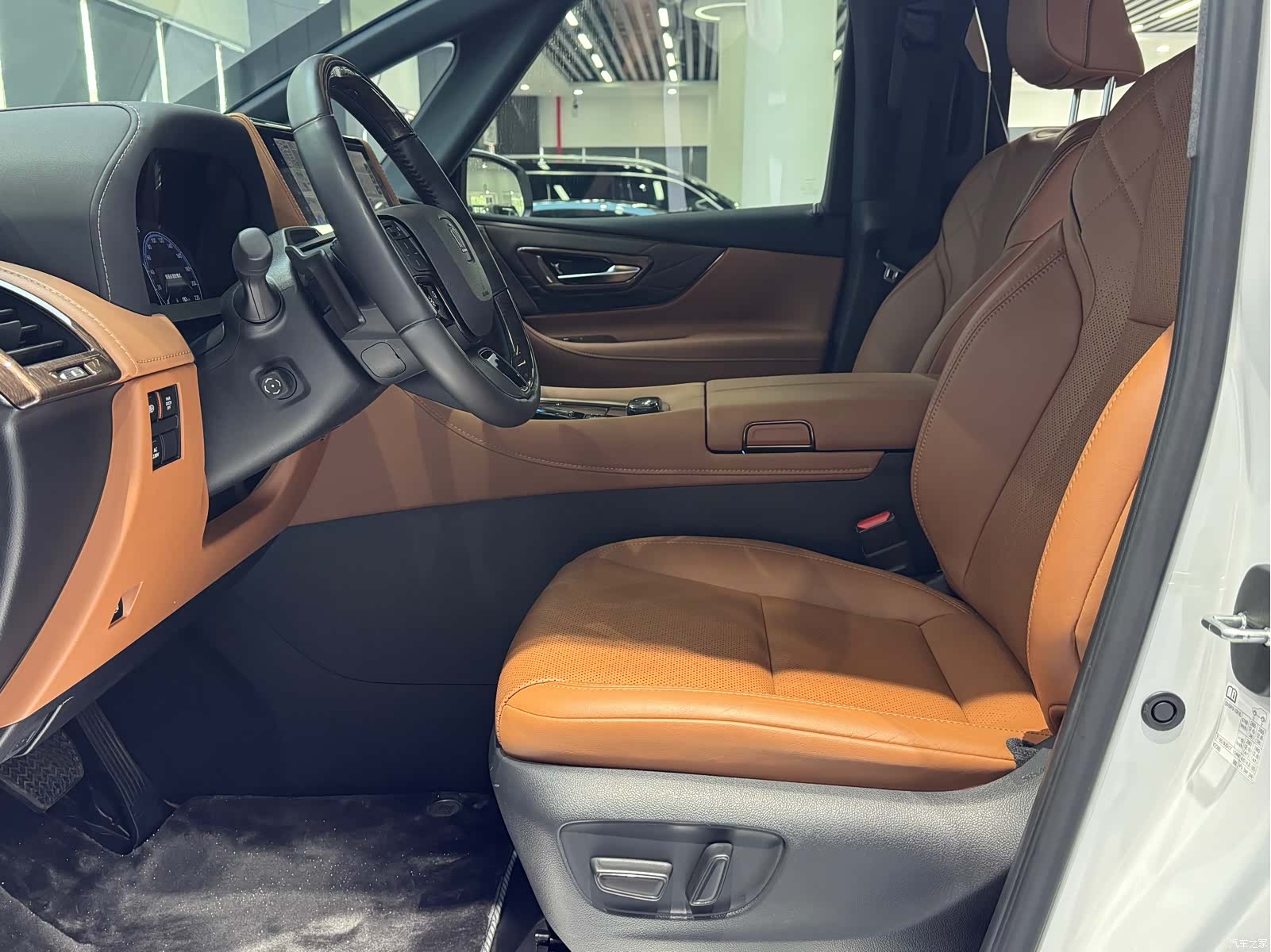 Toyota Vellfire, 2023 9