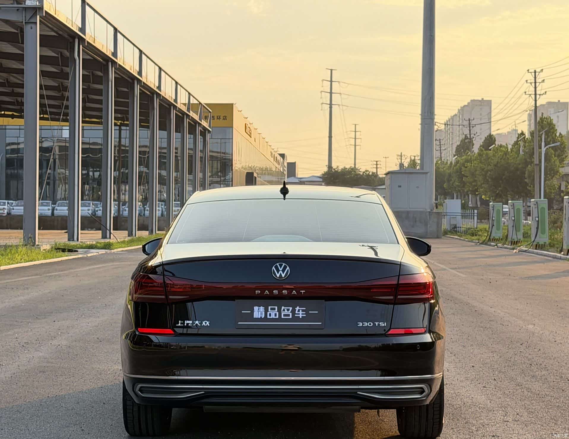 Volkswagen Passat, 2023 12