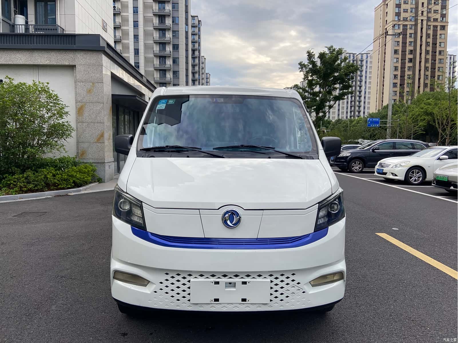 DongFeng EM27, 2024 2