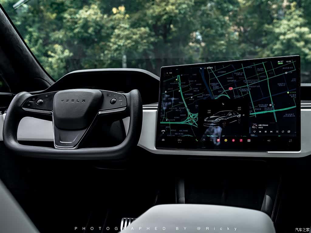 Tesla Model S, 2023 7