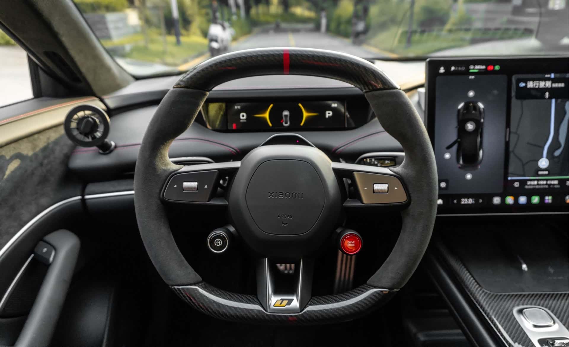 Xiaomi SU7, 2025 11
