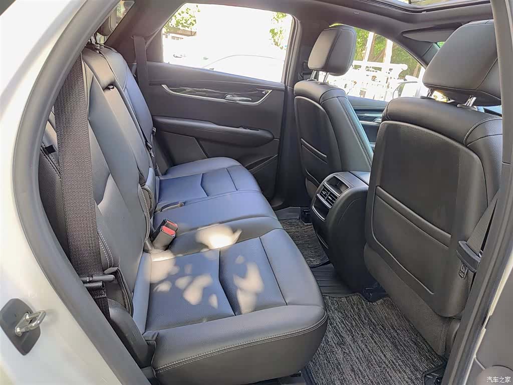 Cadillac XT5, 2022 11