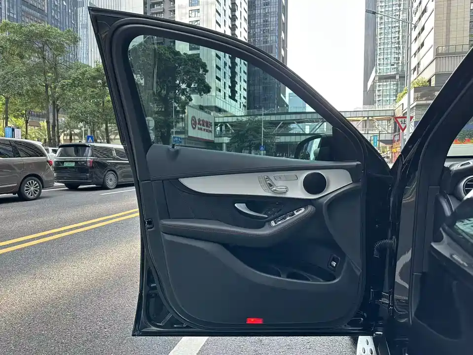 Mercedes-Benz GLC AMG