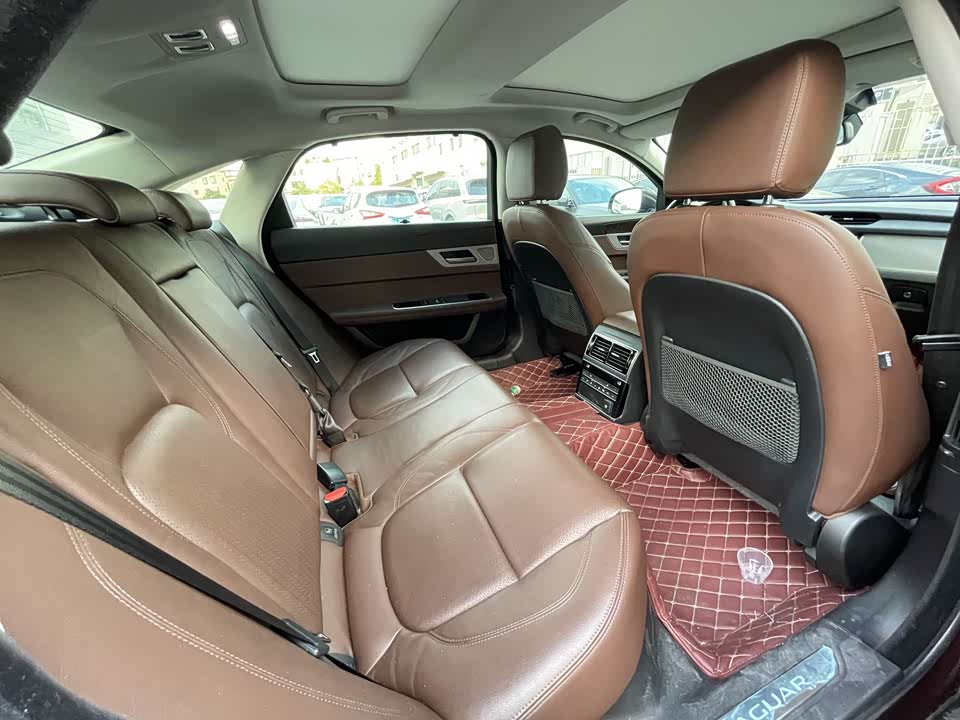 Jaguar XFL