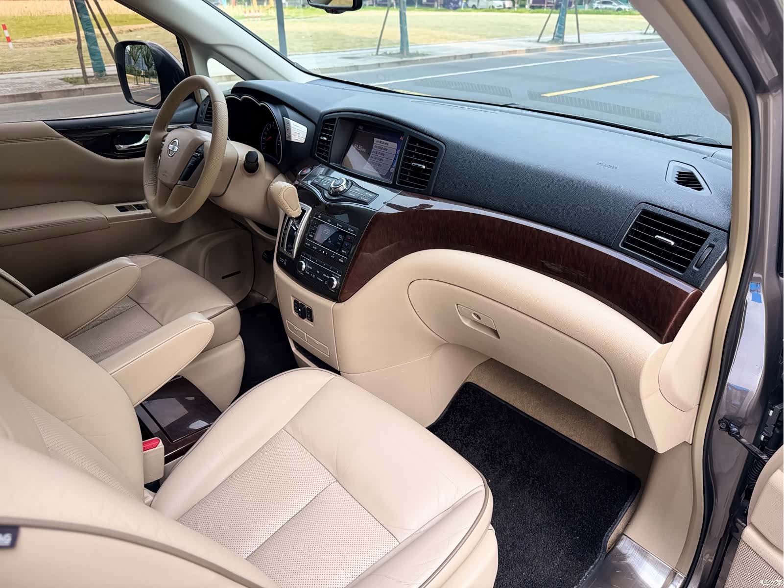 Nissan SL, 2016 12