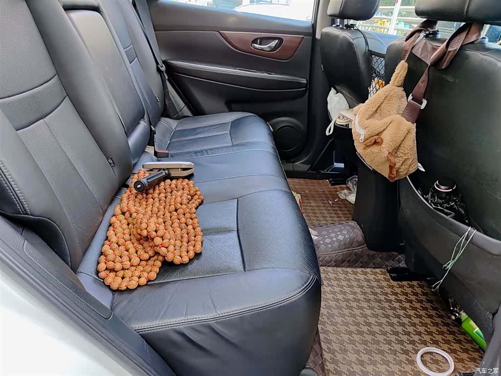 Nissan X-Trail, 2018 11