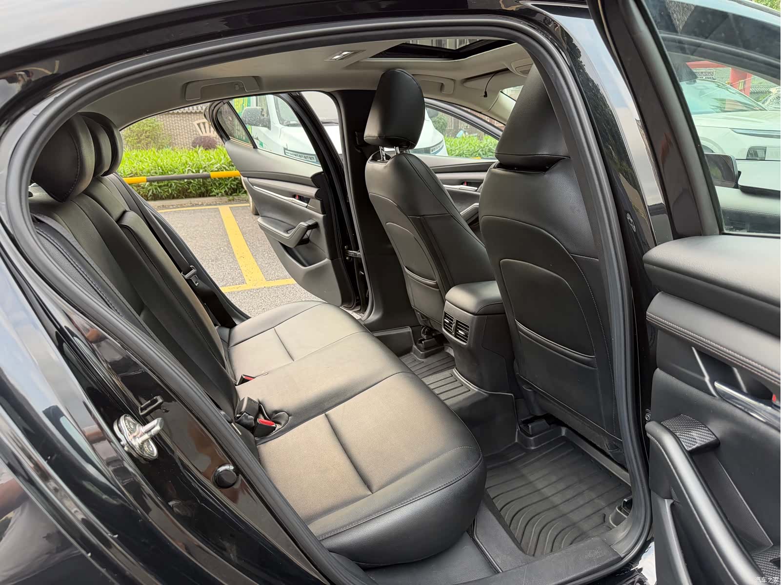 Mazda Mazda3, 2020 12