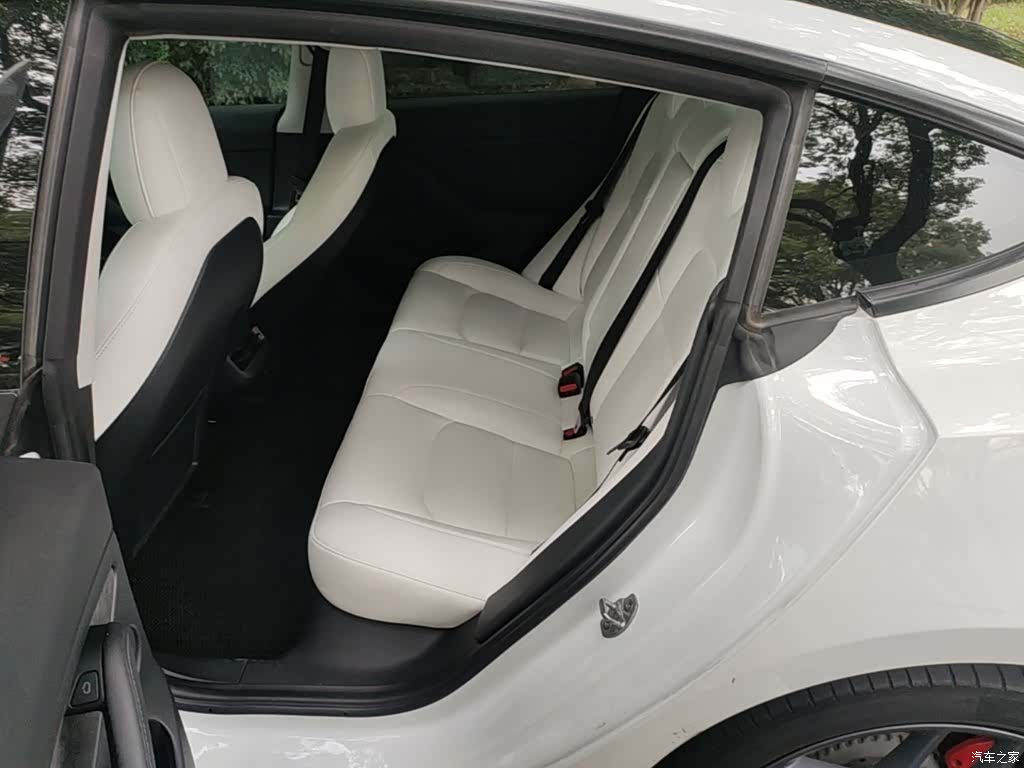 Tesla Model 3, 2021 17