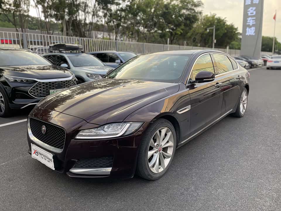 Jaguar XFL