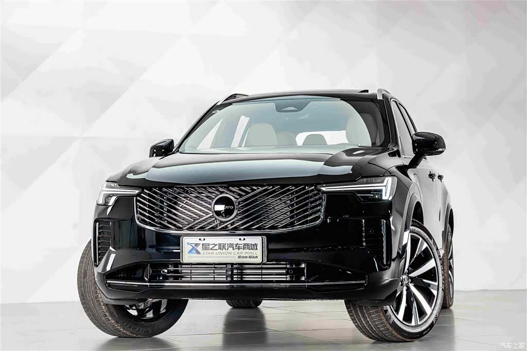 Volvo XC90, 2026 3