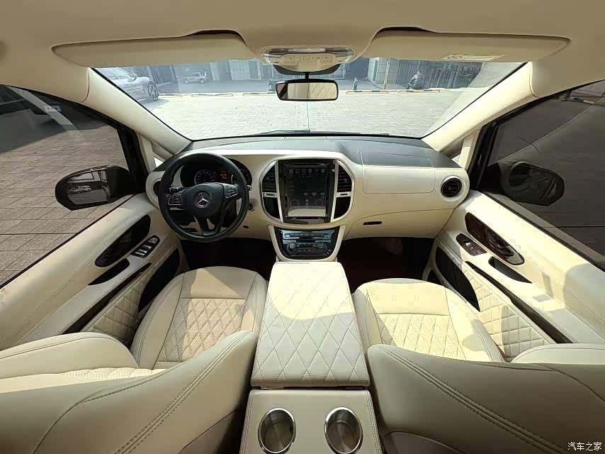 Mercedes-Benz 7, 2018 4