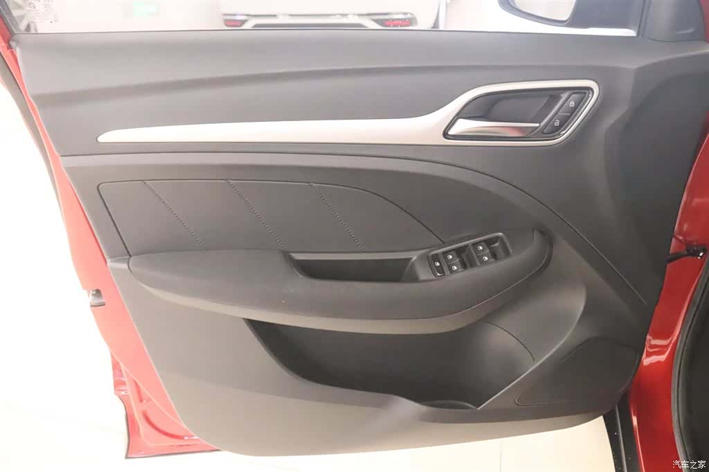 MG ZS, 2020 11