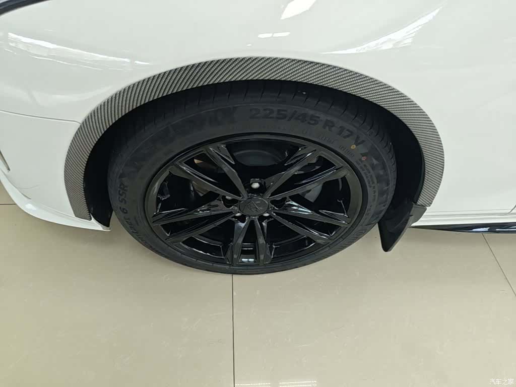 Cadillac CT4, 2022 23
