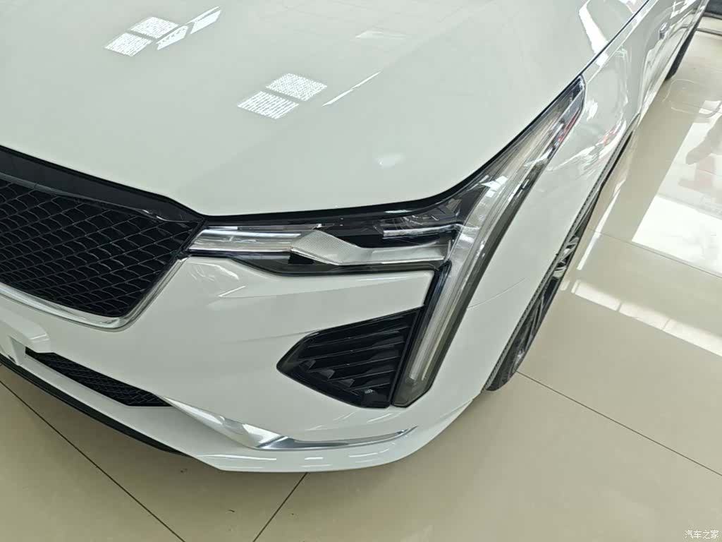 Cadillac CT4, 2022 24