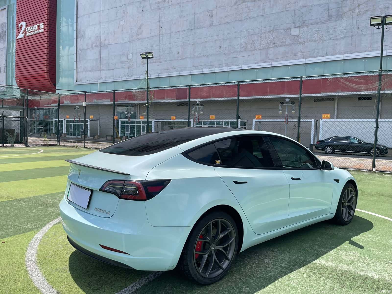 Tesla Model 3, 2022 9