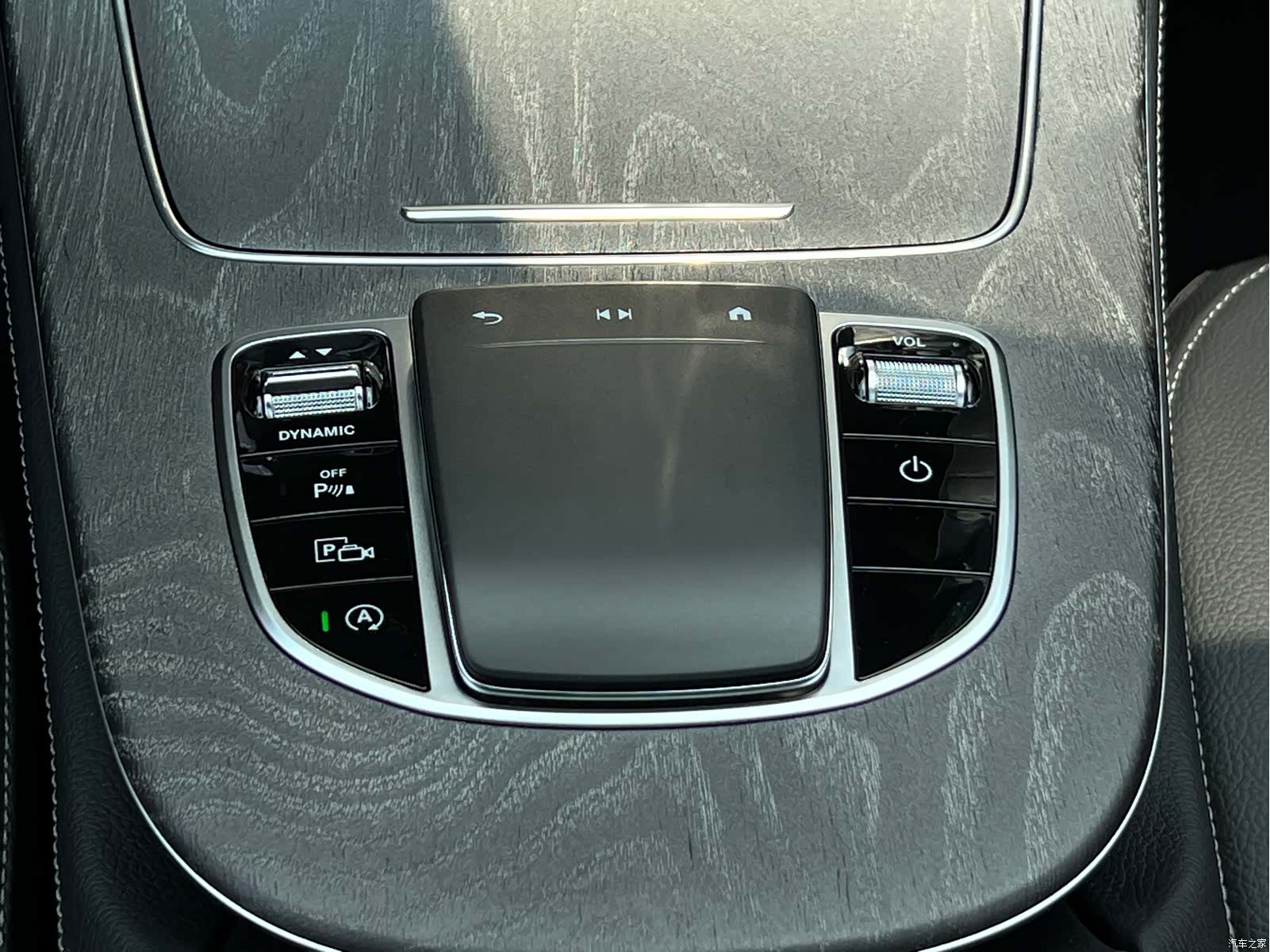 Mercedes-Benz E-Class, 2023 19