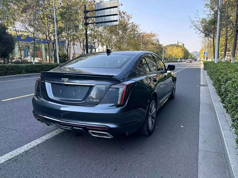 Cadillac CT5