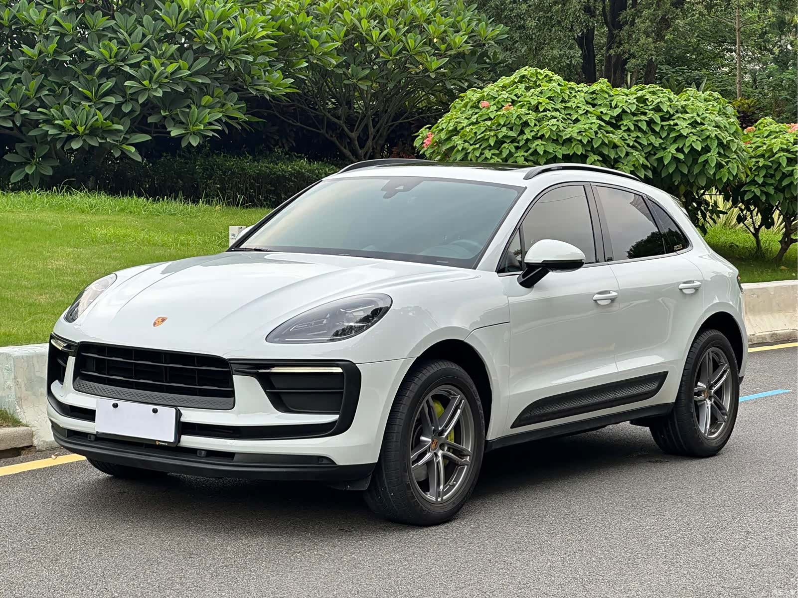 Porsche Macan, 2022 1