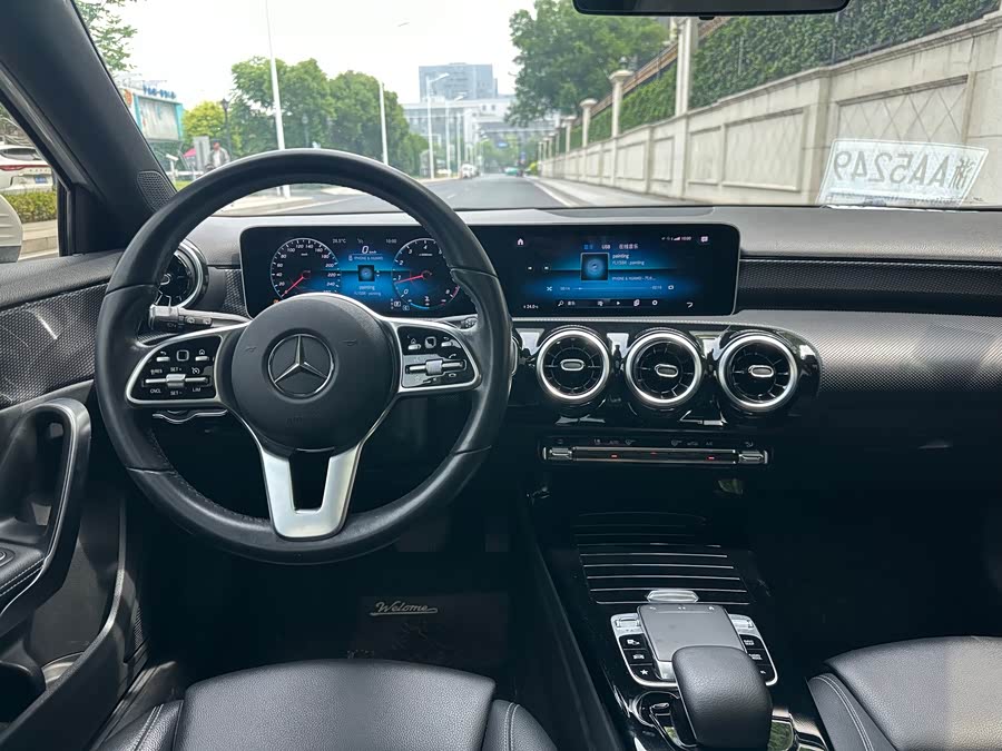 Mercedes-Benz A-Class 2020, фото 11