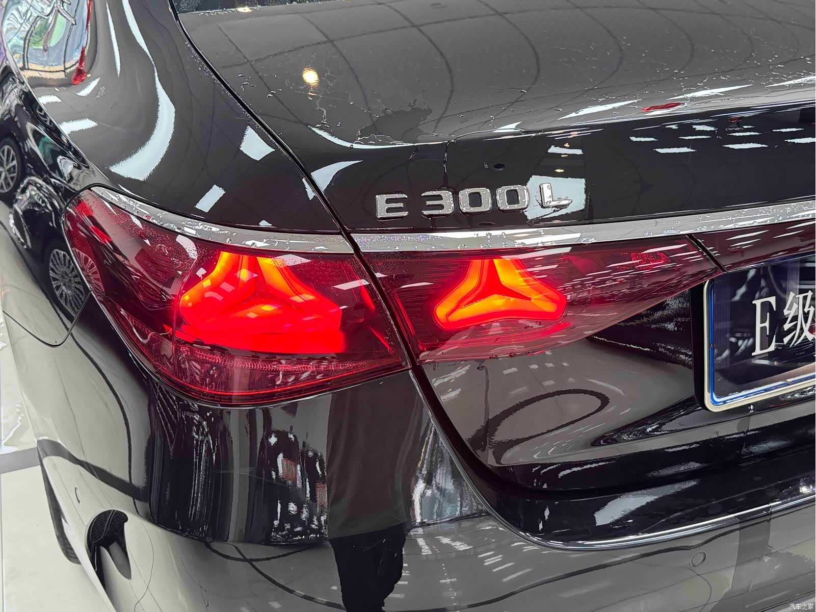 Mercedes-Benz E-Class, 2024 19