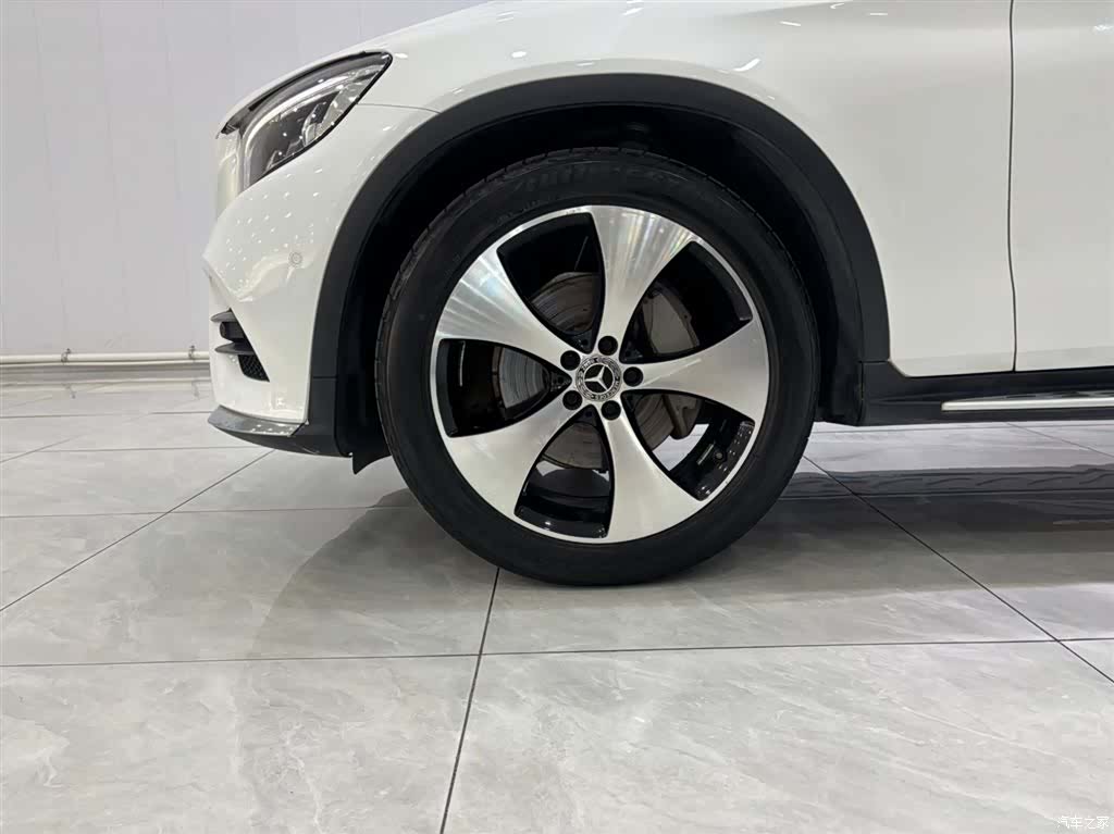 Mercedes-Benz GLC, 2018 14