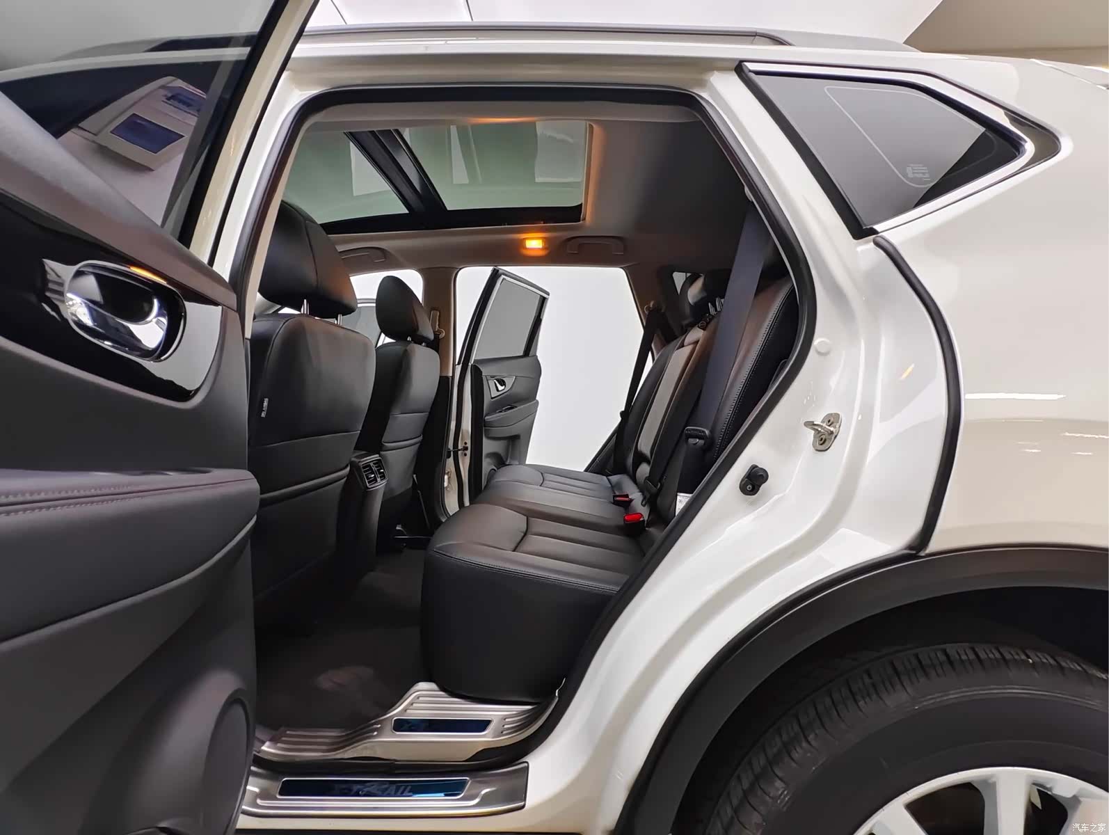 Nissan X-Trail, 2022 8