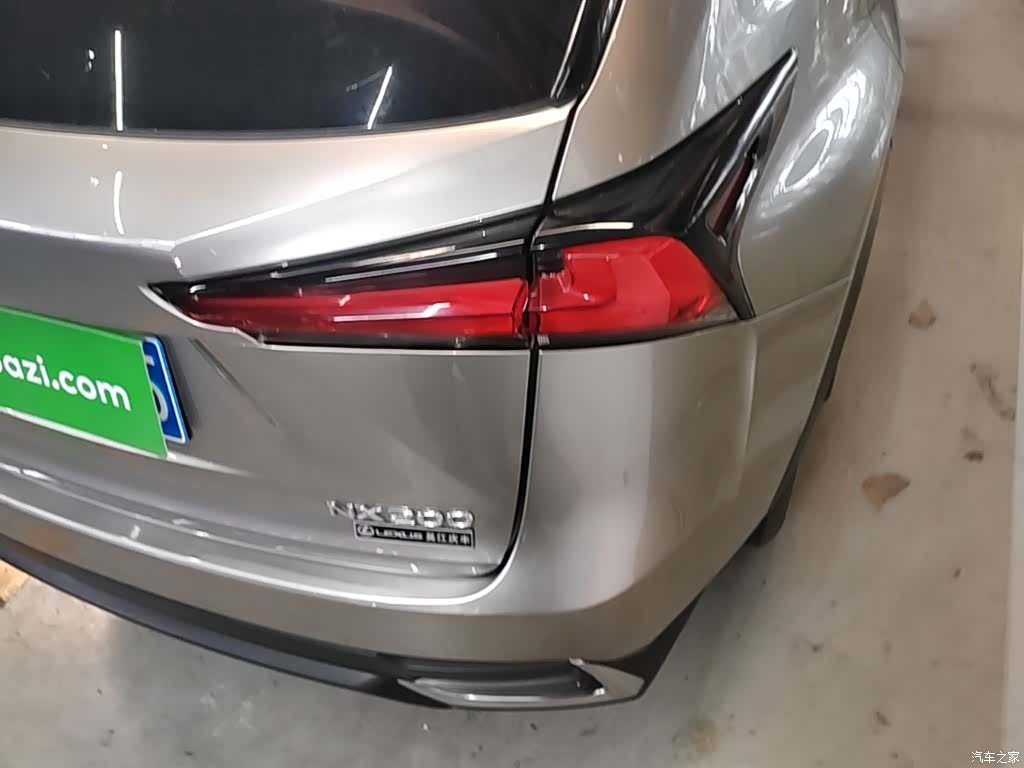 Lexus NX, 2018 8