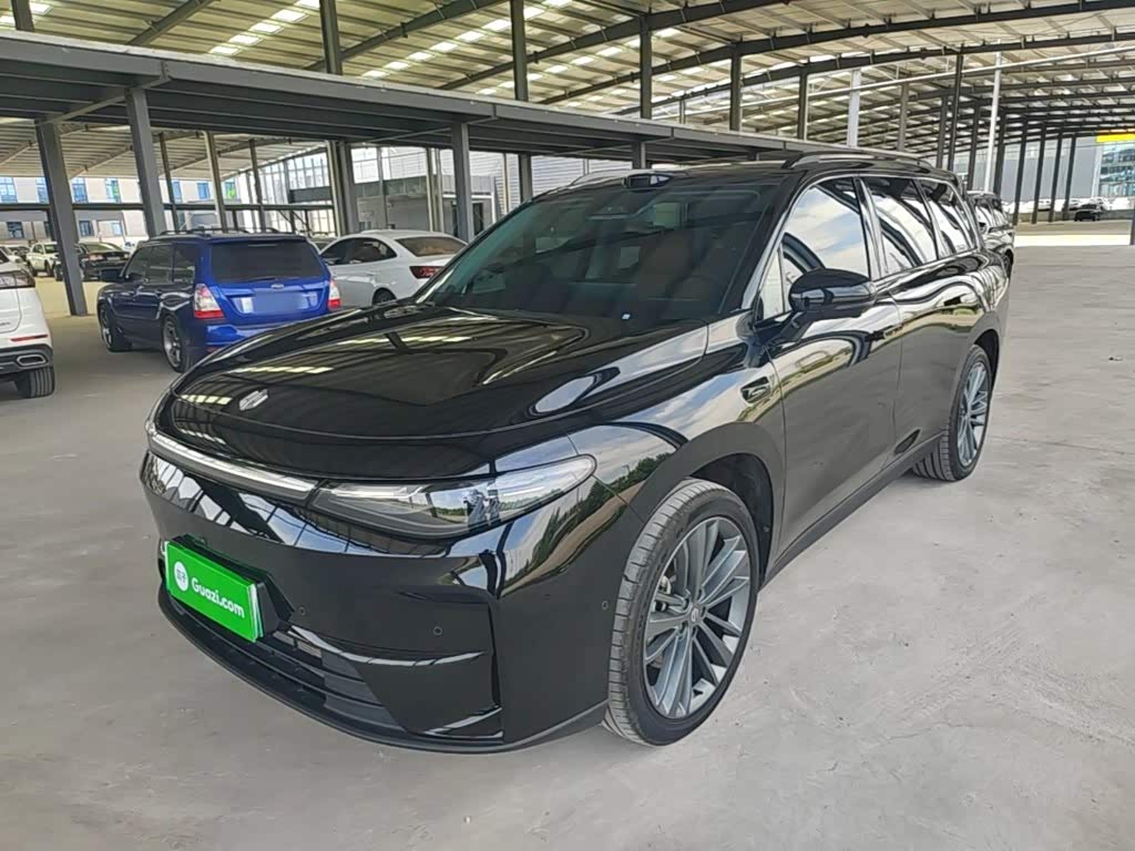 Leapmotor C16