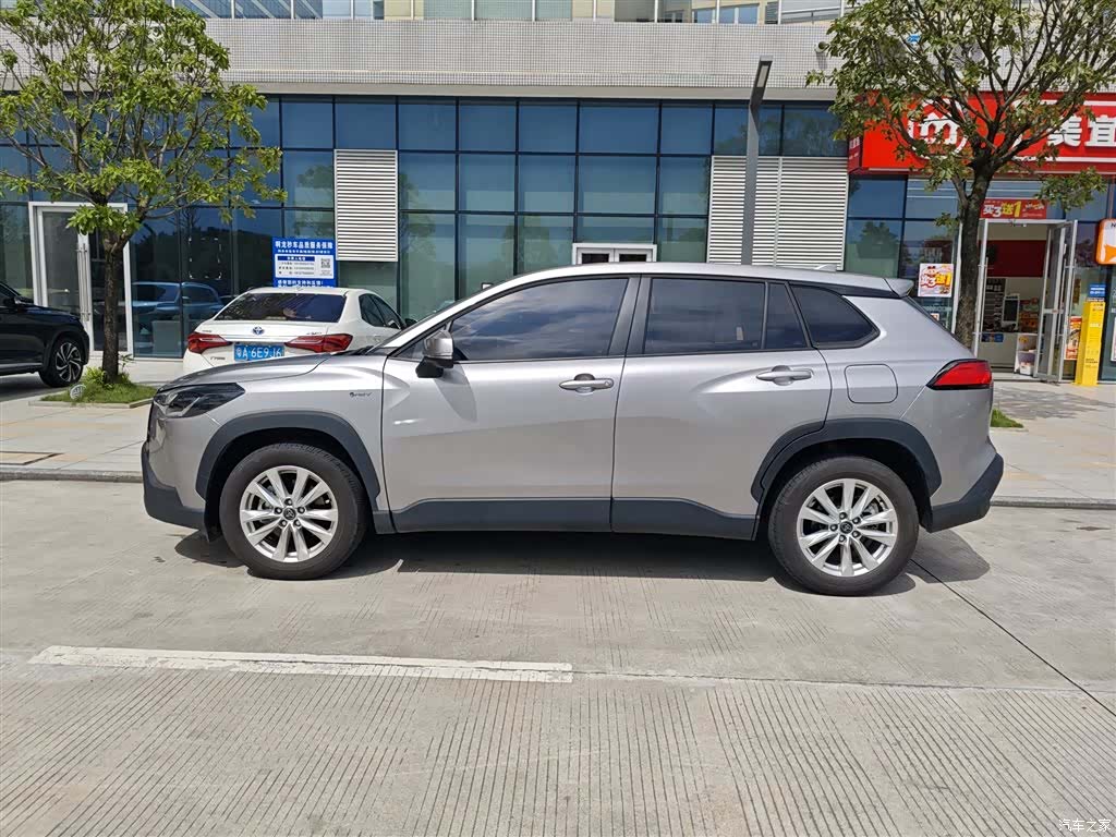 Toyota Corolla, 2025 3