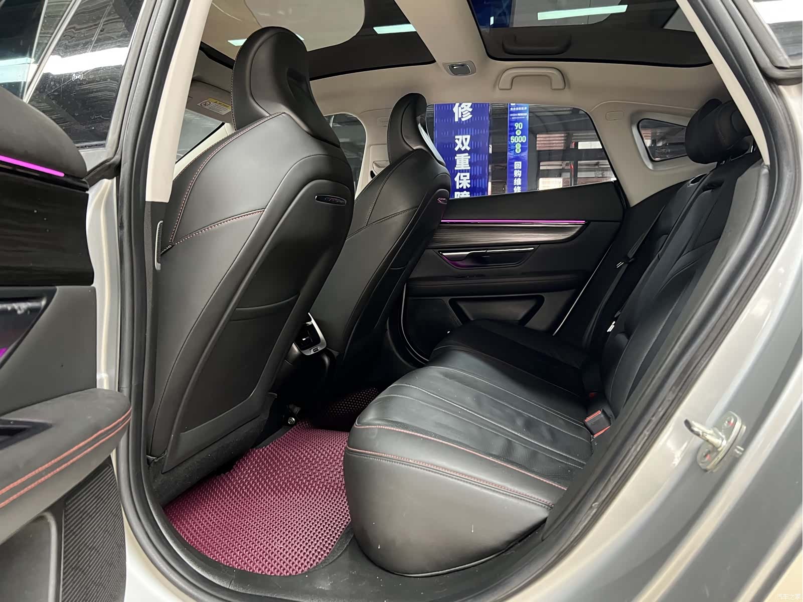 Xpeng P7, 2022 9