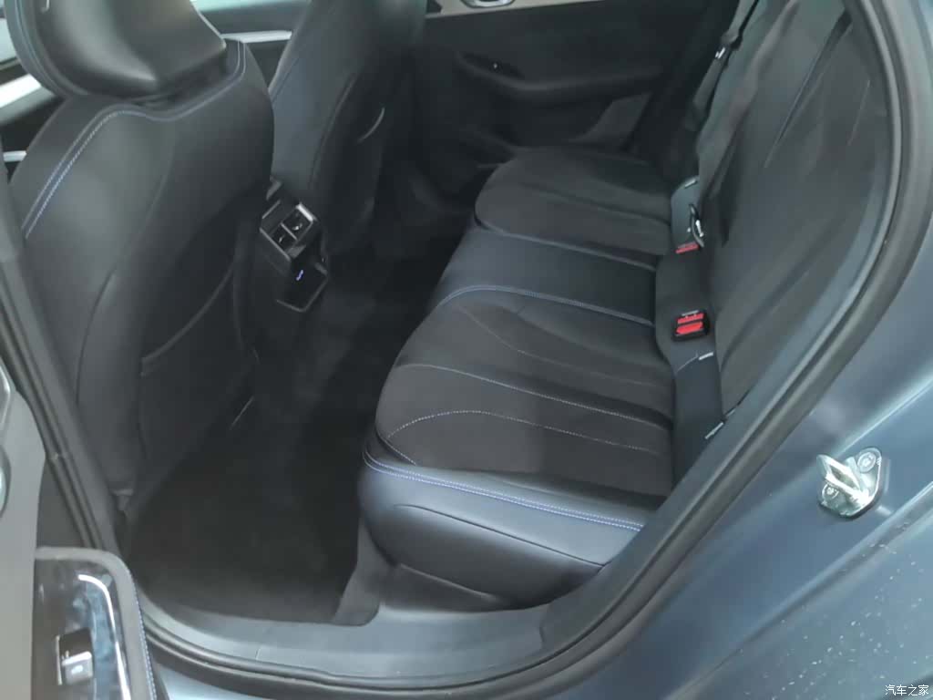 Geely Preface, 2024 17