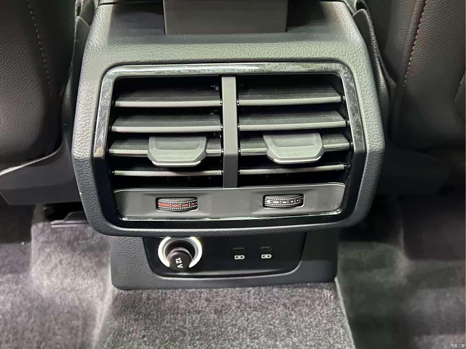 Audi Q3, 2022 9
